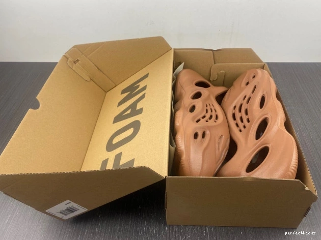 Adidas Yeezy Foam RNR Red HP5335 Clay 0710